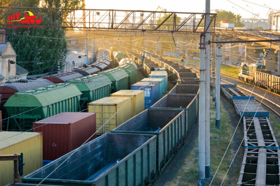 Vận chuyển container bằng đường sắt có thể vận chuyển được khối lượng hàng hoá lớn