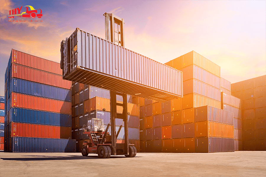 Container vận chuyển 40 feet có thể trở được bao nhiêu tấn hàng?